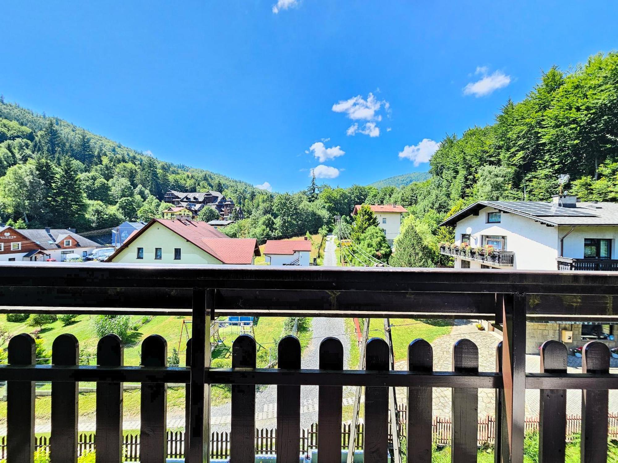 Apartament Rodzinny Retro Gorska Holdimex By Rentilopl Szczyrk Zewnętrze zdjęcie